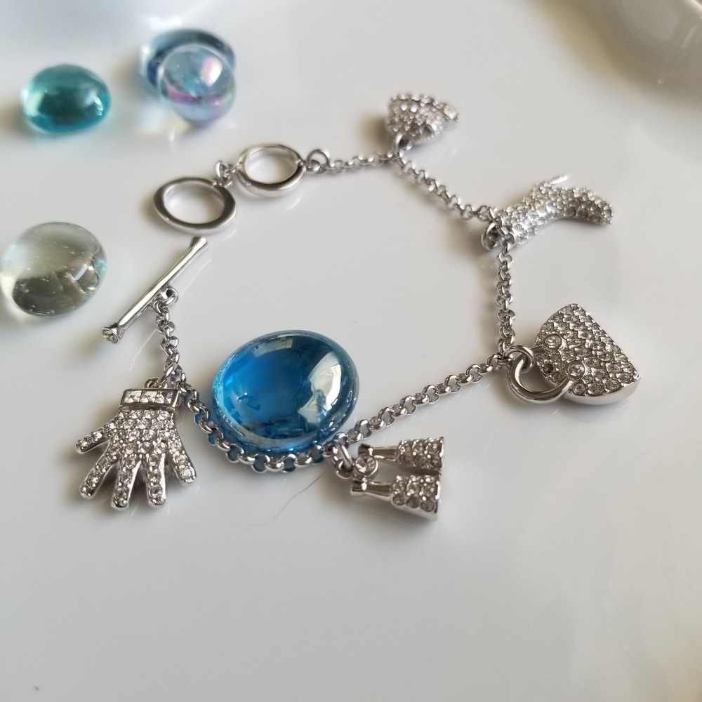 Authentic Swarovski Winter Gear Toggle Charm Bracelet Retired Sweet And Cute